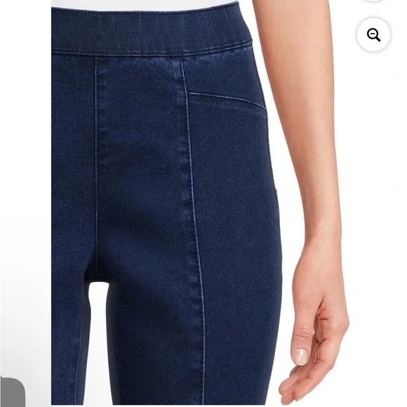 No Boundaries Navy Flare Jeans